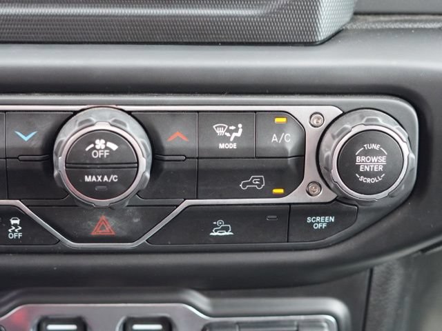 Used 2022 Jeep Wrangler Sport AWD/4WD image 25