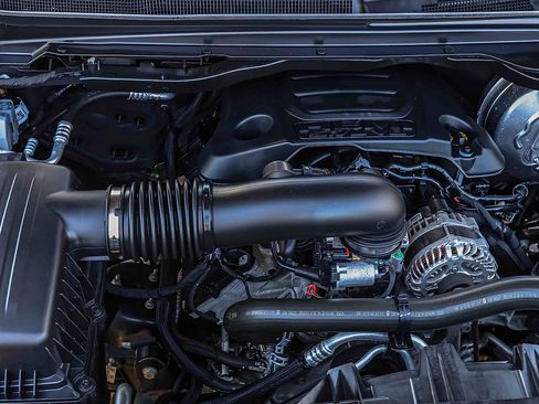Used 2022 RAM 1500 Laramie AWD/4WD image 25