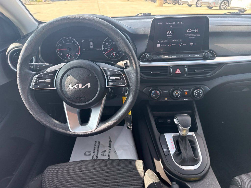Used 2023 Kia Forte LXS w/ LXS Technology Package FWD image 10