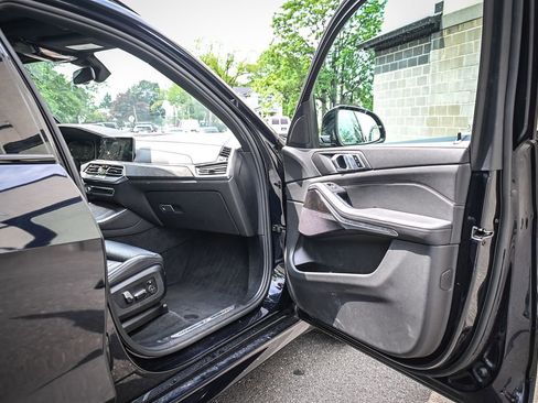 Used 2020 BMW X5 xDrive40i w/ M Sport Package AWD/4WD image 17