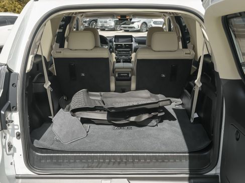 Used 2023 Lexus GX 460 Premium image 43