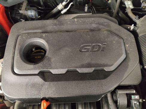 Used 2020 Hyundai Santa Fe SE FWD image 30