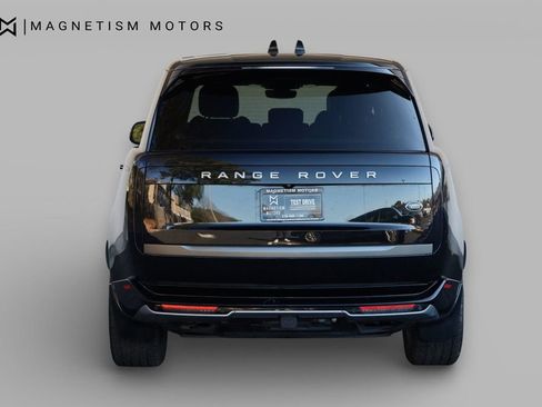 Used 2023 Land Rover Range Rover SE image 8