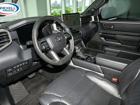 Used 2024 Toyota Sequoia Platinum AWD/4WD image 5