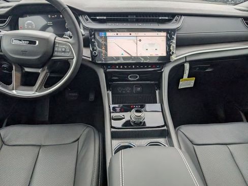 New 2026 Jeep Grand Cherokee Limited AWD/4WD image 24
