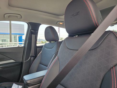 New 2027 Chevrolet Bolt RS w/ Super Cruise Package FWD image 24