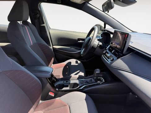 Certified 2025 Toyota Corolla SE FWD image 15