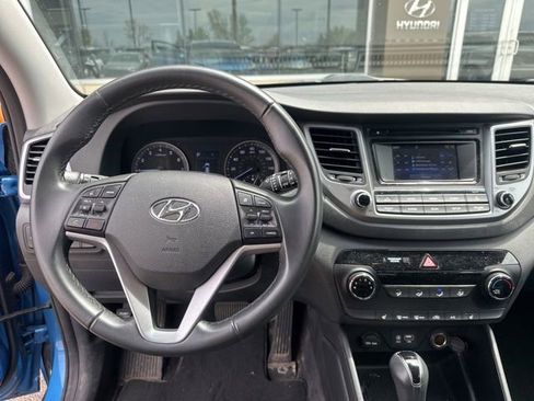 Used 2017 Hyundai Tucson Sport w/ Cargo Package FWD image 10