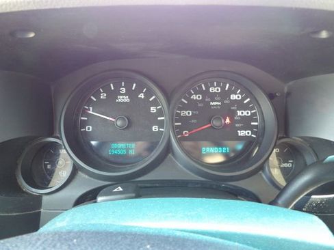 Used 2007 Chevrolet Silverado 1500 W/T w/ Towing Package AWD/4WD image 11