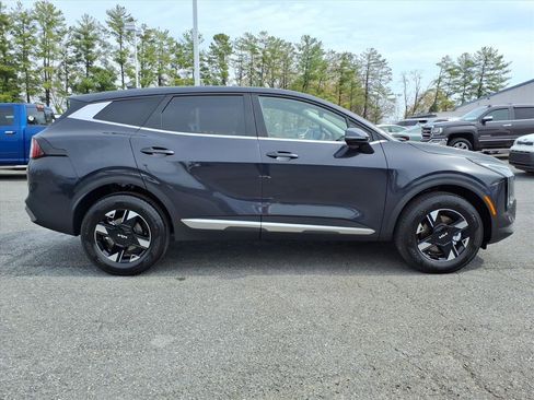 New 2026 Kia Sportage LX AWD/4WD image 3