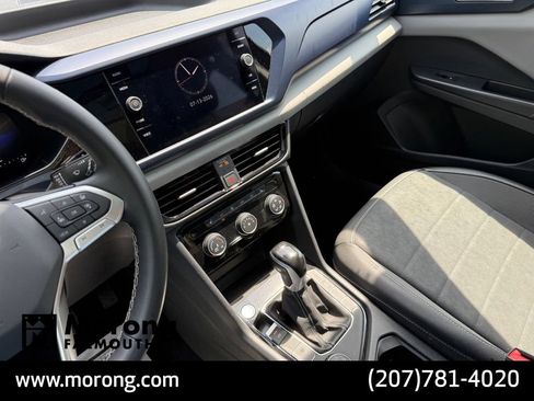 Used 2023 Volkswagen Taos SE w/ Panoramic Sunroof Package AWD/4WD image 39