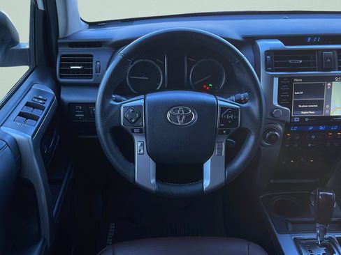 Used 2020 Toyota 4Runner Limited AWD/4WD image 10