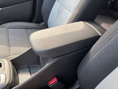 Used 2024 Chevrolet Trax LS w/ LS Convenience Package image 35