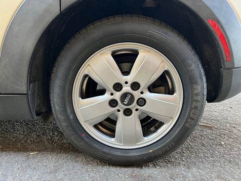 Used 2015 MINI Cooper 4-Door Hardtop image 22