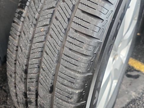 Used 2011 Subaru Outback 2.5i Premium image 14