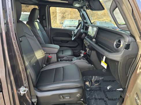 New 2026 Jeep Wrangler Sahara image 29
