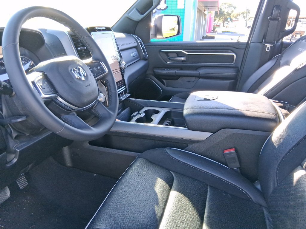 Used 2026 RAM 1500 Laramie AWD/4WD image 9