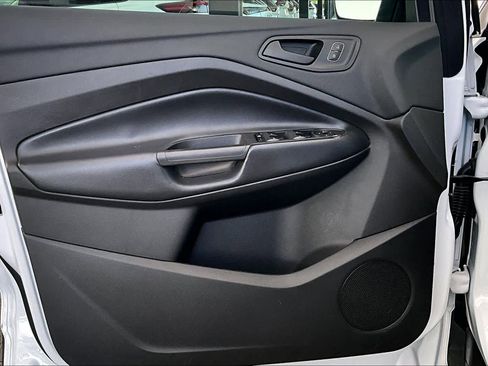 Used 2019 Ford Escape S FWD image 21