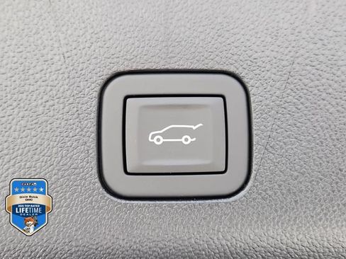 New 2026 GMC Yukon XL Denali w/ Advanced Technology Package AWD/4WD image 6