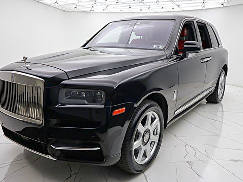 Used 2019 Rolls-Royce Cullinan AWD/4WD image 13