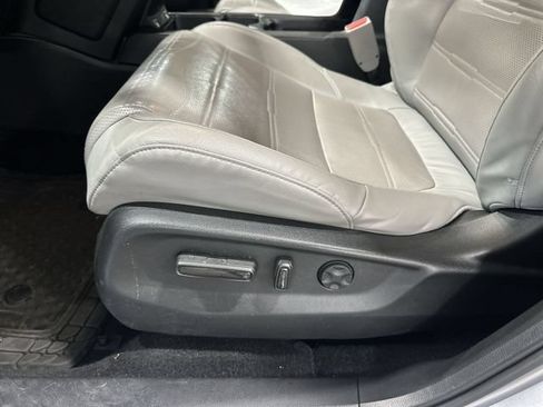 Used 2020 Honda CR-V EX-L image 18