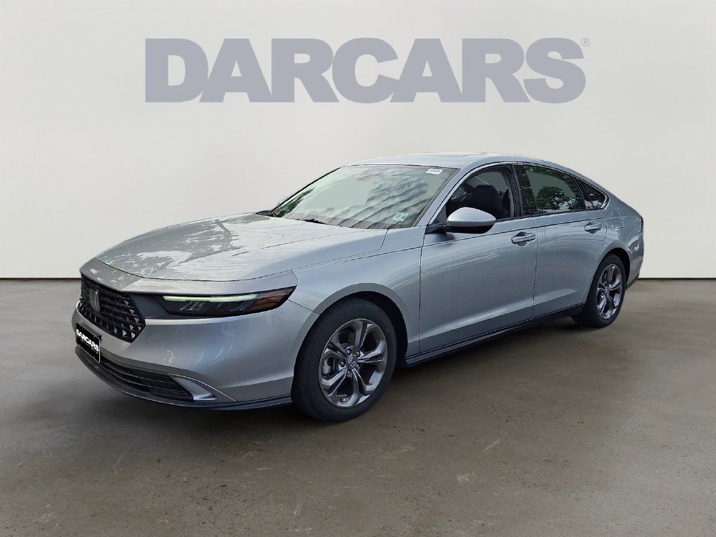 Used 2024 Honda Accord EX image 3