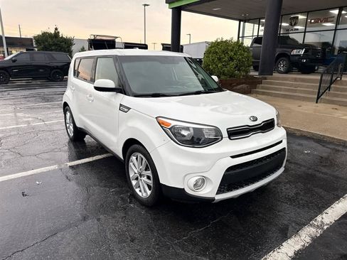 Used 2019 Kia Soul + FWD image 2