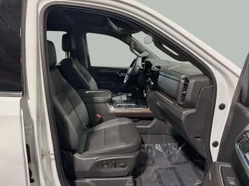 Used 2022 GMC Sierra 1500 SLT w/ SLT Convenience Package AWD/4WD image 26