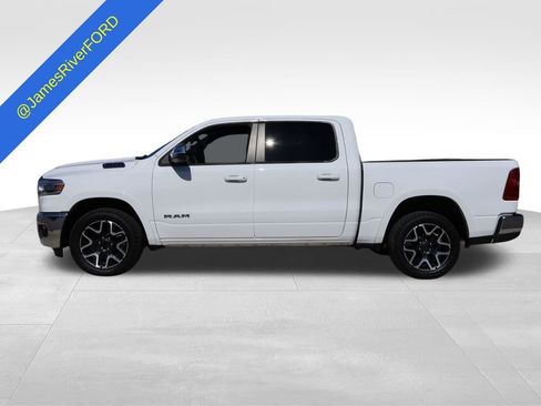 Used 2025 RAM 1500 Laramie AWD/4WD image 2