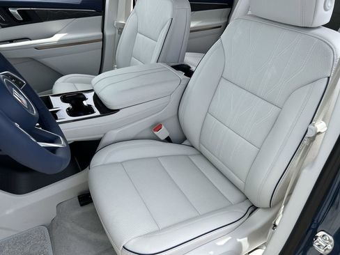 New 2026 Buick Enclave Avenir w/ Super Cruise Package FWD image 20