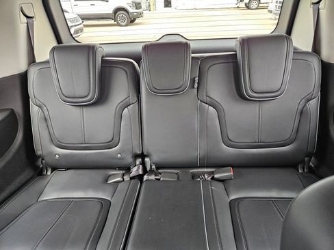 Used 2025 INFINITI QX80 Sensory image 17