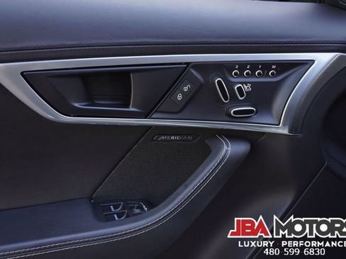 Used 2018 Jaguar F-TYPE R-Dynamic AWD/4WD image 23