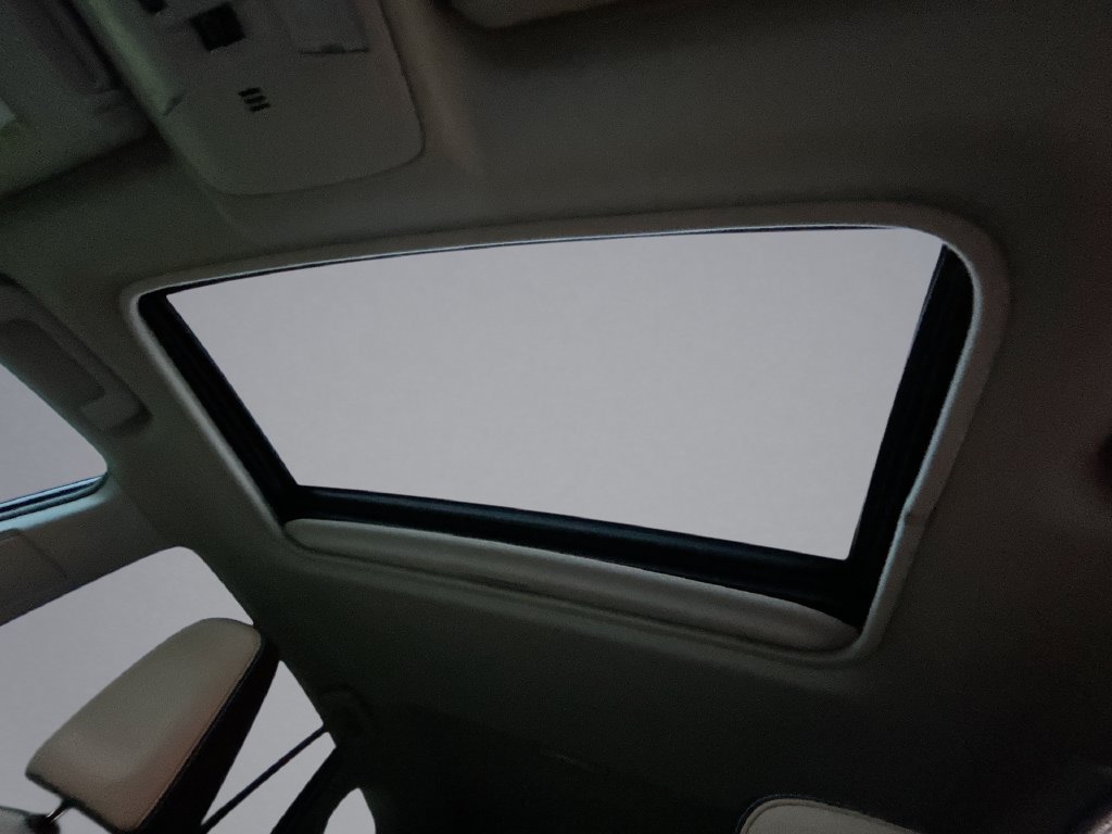 Used 2018 Toyota RAV4 XLE FWD image 28