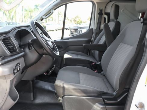 Used 2020 Ford Transit 250 Low Roof RWD image 21