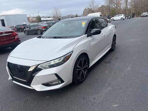 Used 2022 Nissan Sentra SR image 1