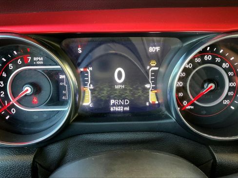 Used 2021 Jeep Gladiator Rubicon AWD/4WD image 14