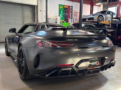 Used 2020 Mercedes-Benz AMG GT R image 9