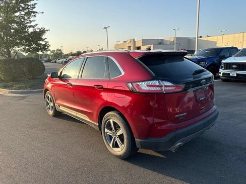 Used 2020 Ford Edge SEL w/ Convenience Package AWD/4WD image 4