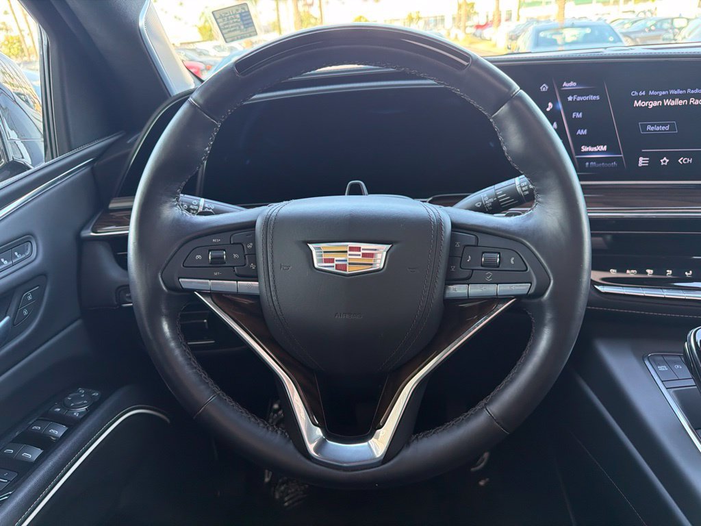 Used 2024 Cadillac Escalade Premium Luxury Platinum AWD/4WD image 22