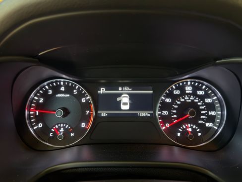 Used 2024 Kia Forte LXS image 10