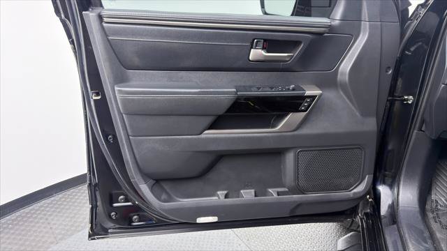 Used 2024 Toyota Tundra Limited AWD/4WD image 12