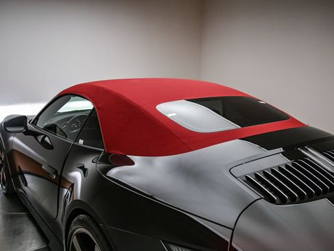 Certified 2022 Porsche 911 Carrera 4S AWD/4WD image 12