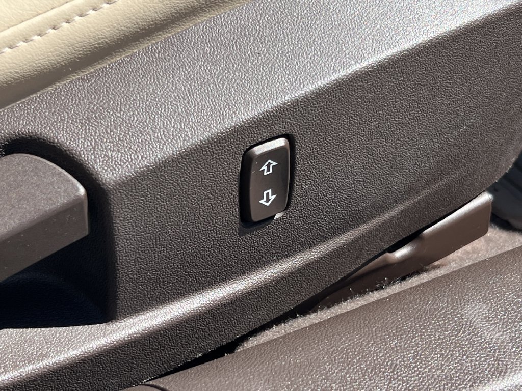 Used 2014 Chevrolet Malibu LT w/ Power Convenience Package FWD image 25