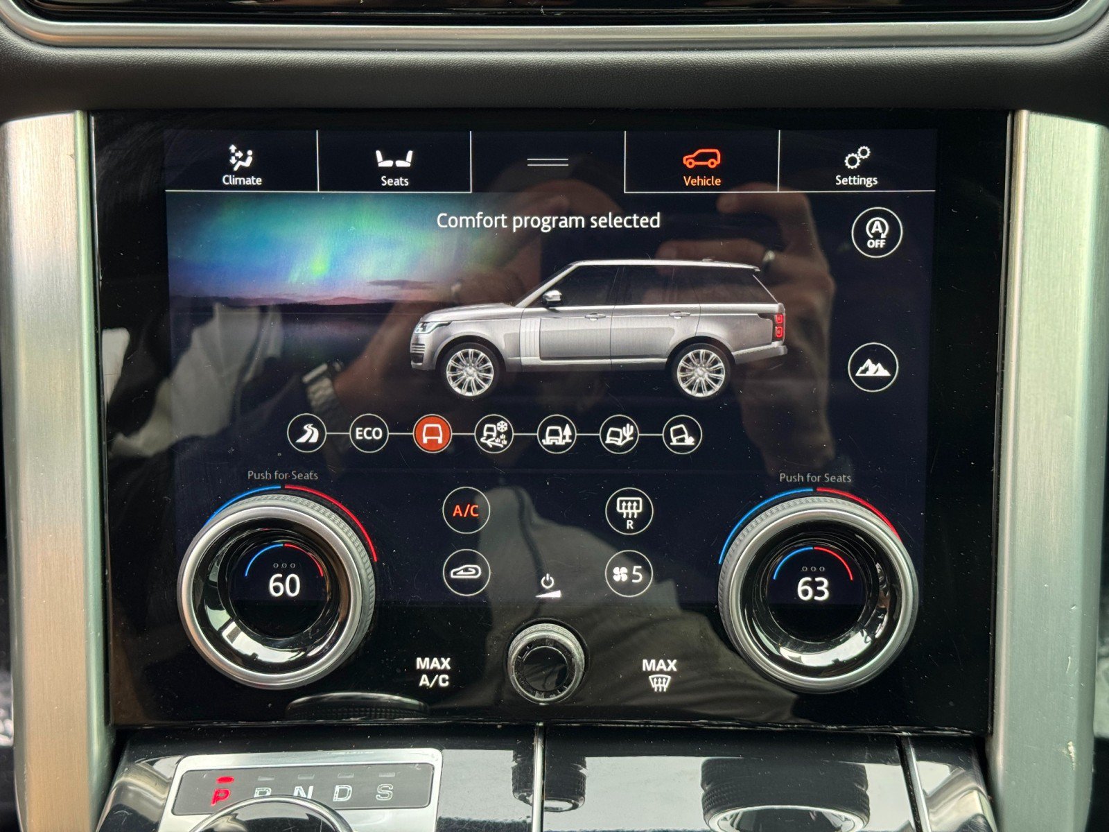 Used 2019 Land Rover Range Rover Supercharged AWD/4WD image 30