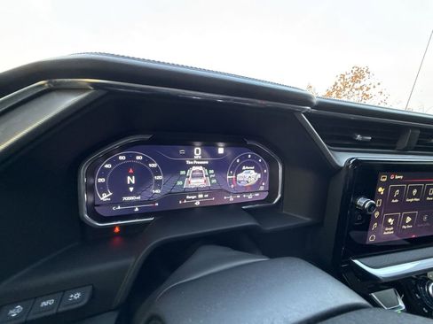 Certified 2022 GMC Sierra 1500 Denali w/ Technology Package image 18