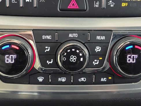Used 2017 GMC Acadia Limited SLT AWD/4WD image 25