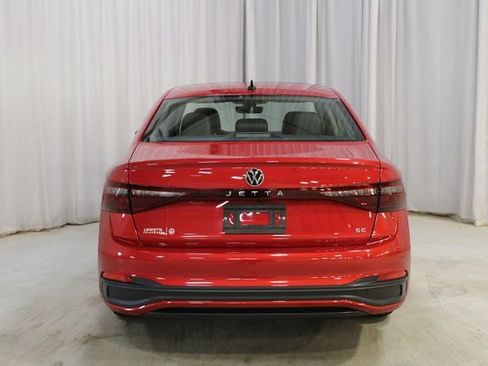 New 2026 Volkswagen Jetta SE FWD image 24