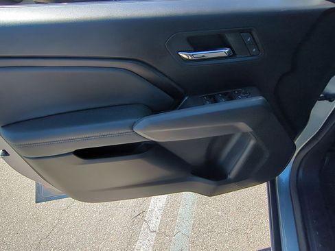 Used 2023 Chevrolet Colorado LT w/ LT Convenience Package II image 22