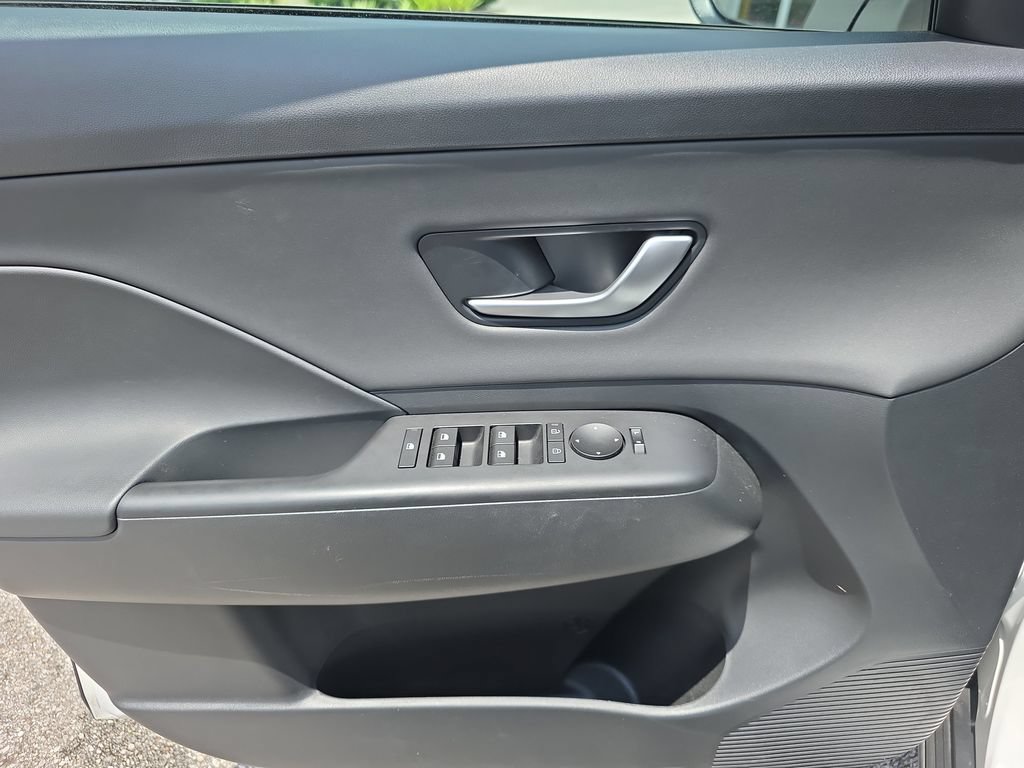 New 2026 Hyundai Kona SEL Premium FWD image 17