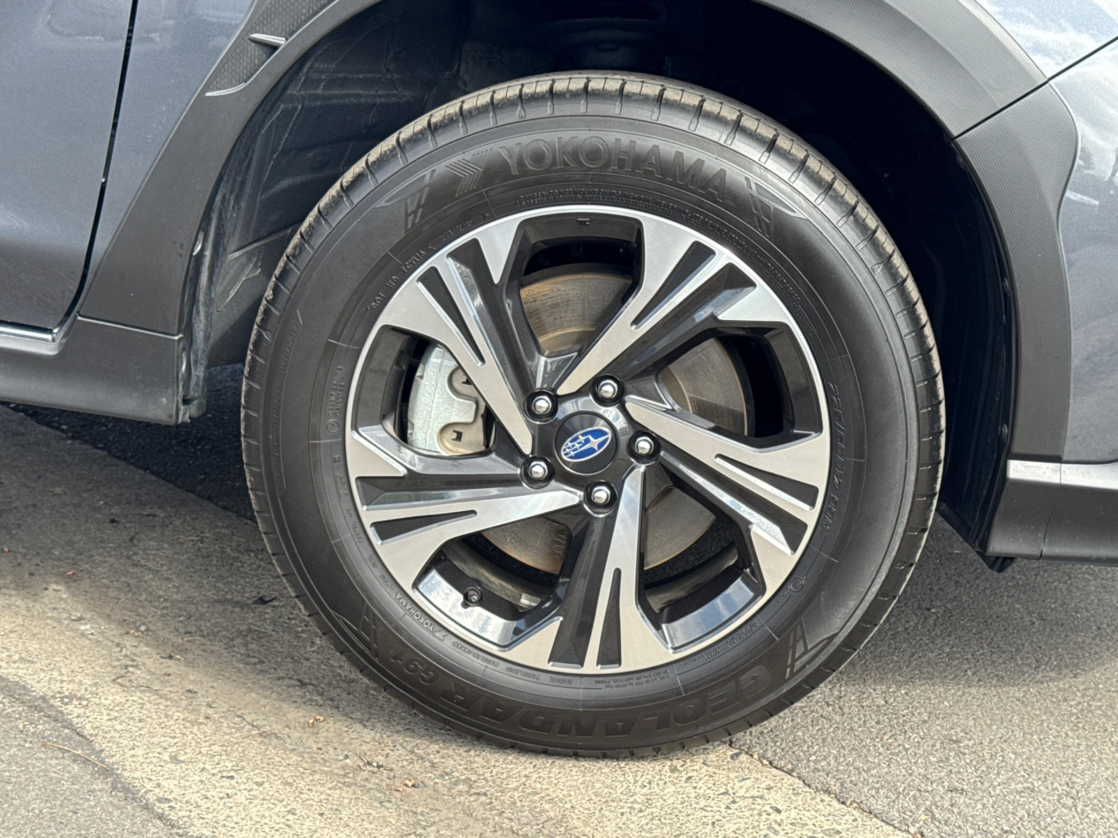 Certified 2025 Subaru Crosstrek 2.5i Premium AWD/4WD image 4